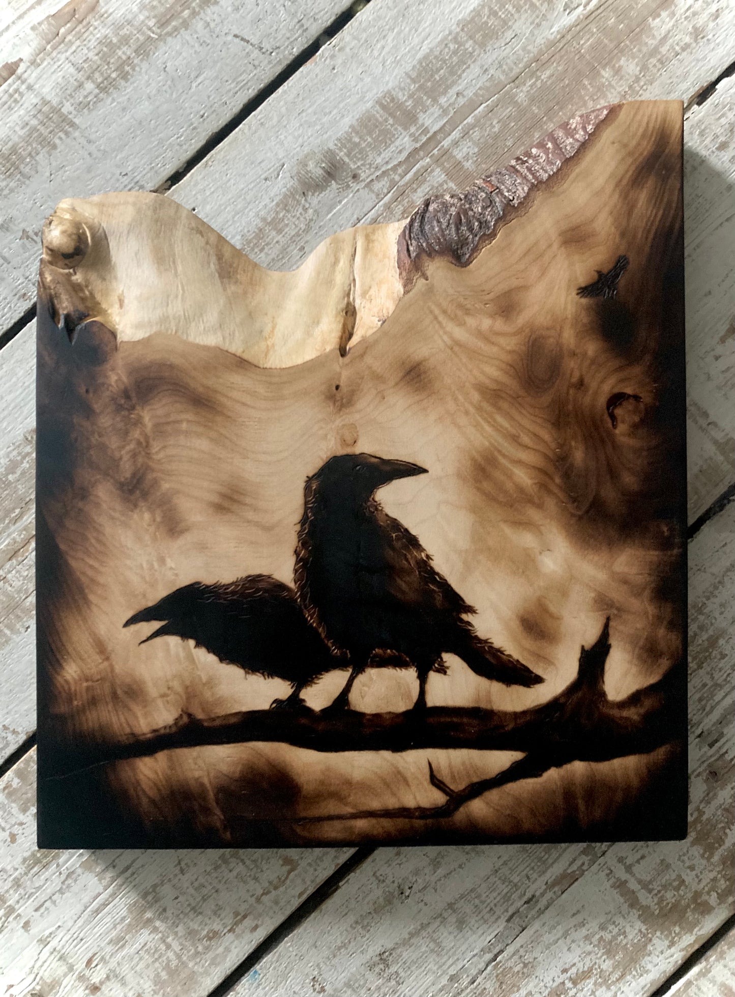 2 Ravens wall decor